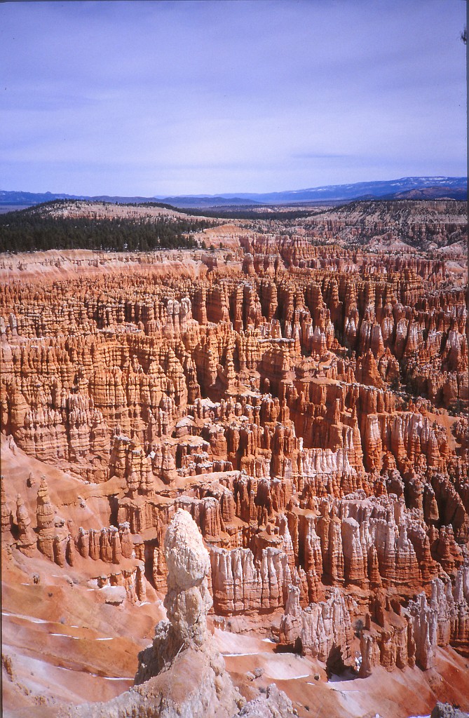IMG_0024.jpg - Bryce-Canyon  http://en.wikipedia.org/wiki/Bryce_Canyon_National_Park 