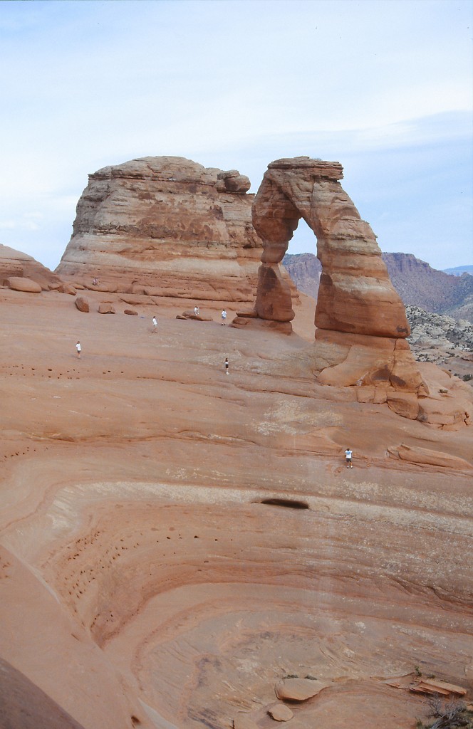 IMG_0059.jpg - Delicate Arch  http://en.wikipedia.org/wiki/Delicate_Arch 
