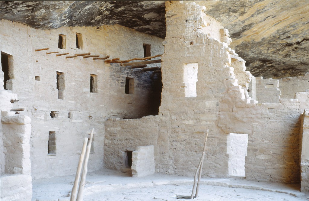 IMG_0064.jpg - Mesa Verde National Park  http://en.wikipedia.org/wiki/Mesa_Verde_National_Park 