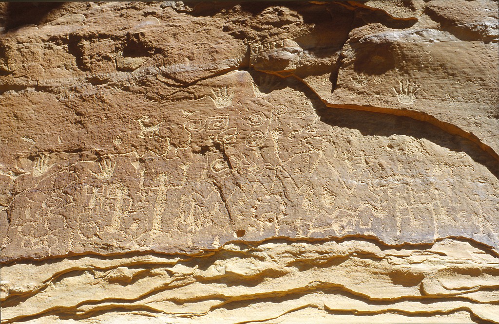 IMG_0068.jpg - Mesa Verde National Park  http://en.wikipedia.org/wiki/Mesa_Verde_National_Park 