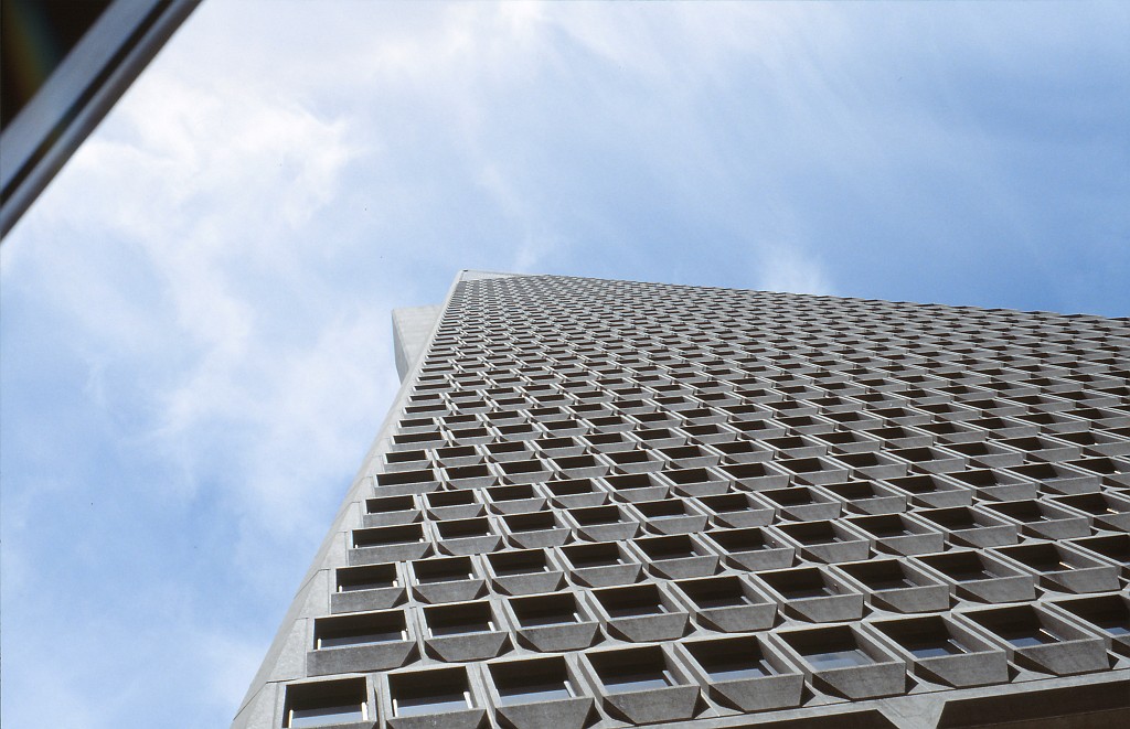 IMG_0106.jpg - Transamerica Pyramid  http://en.wikipedia.org/wiki/Transamerica_Pyramid 