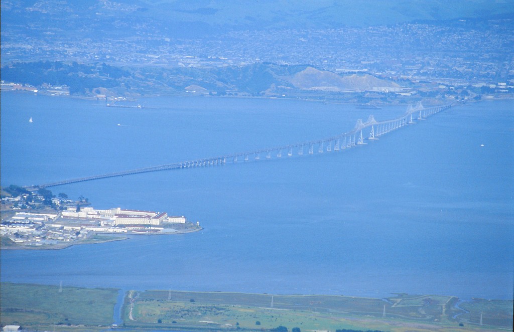 IMG_0110.jpg - Oakland Bay Bridge