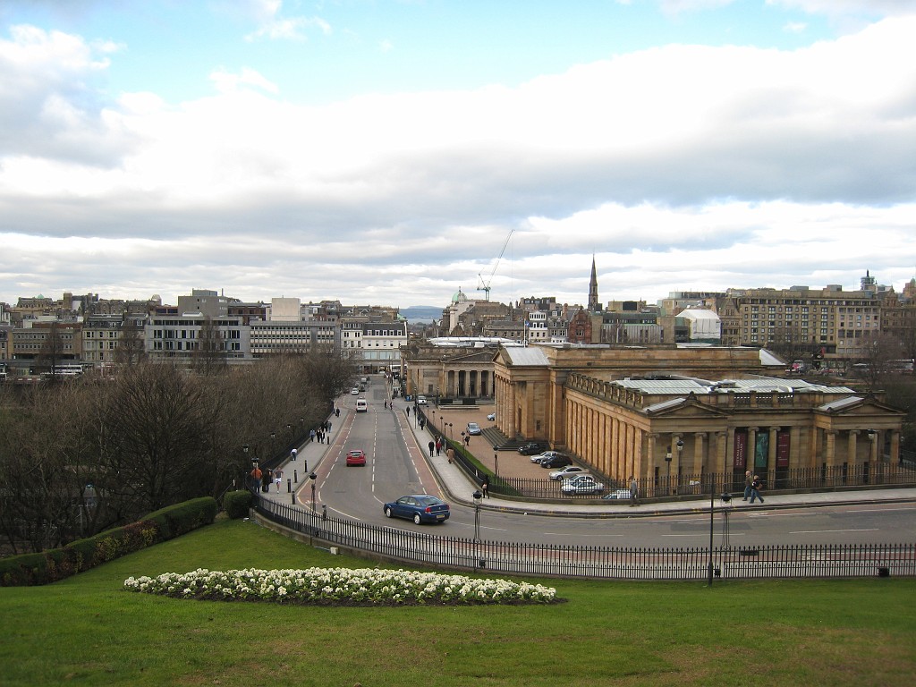 IMG_5129.JPG - National Gallery of Scotland  http://en.wikipedia.org/wiki/National_Gallery_of_Scotland  & Royal Scottish Academy  http://en.wikipedia.org/wiki/Royal_Scottish_Academy 