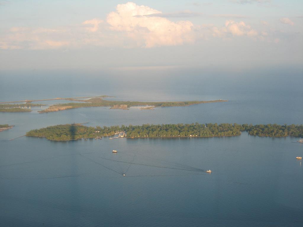 IMG_7007.JPG - Toronto Island