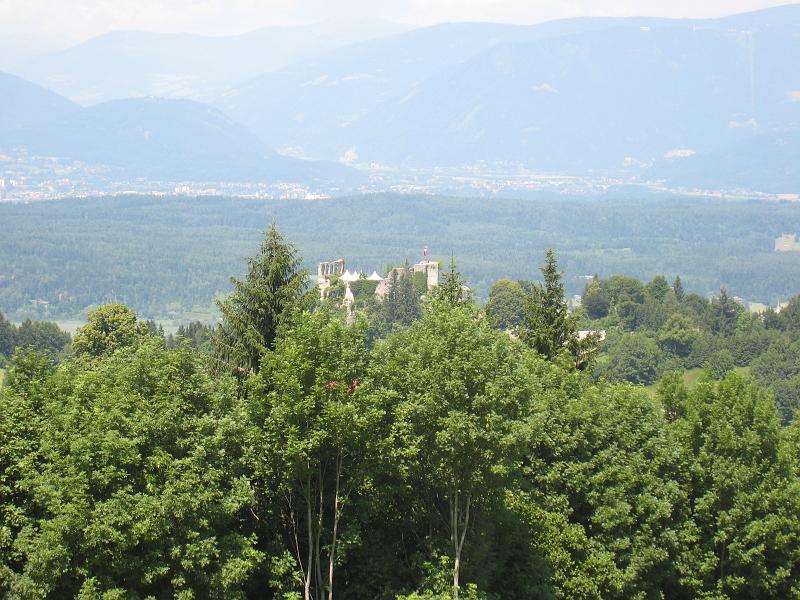 IMG_8330.JPG - Burgarena Finkenstein von der Baumgartner Höhe aus