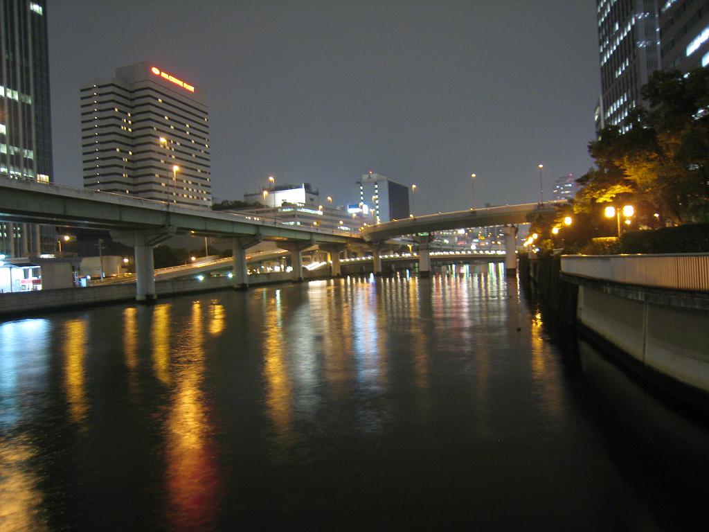 IMG_9849.JPG - Streets on the water