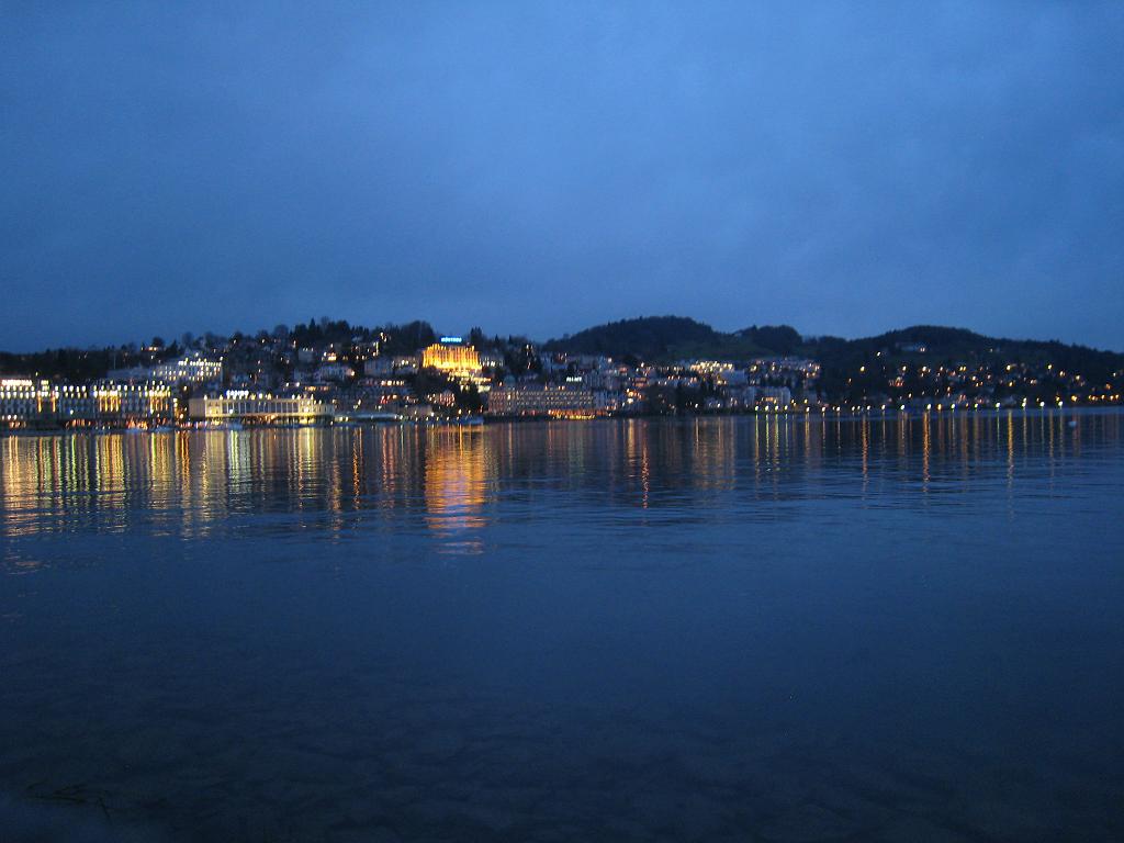 IMG_0064.JPG - Lucerne lakefront