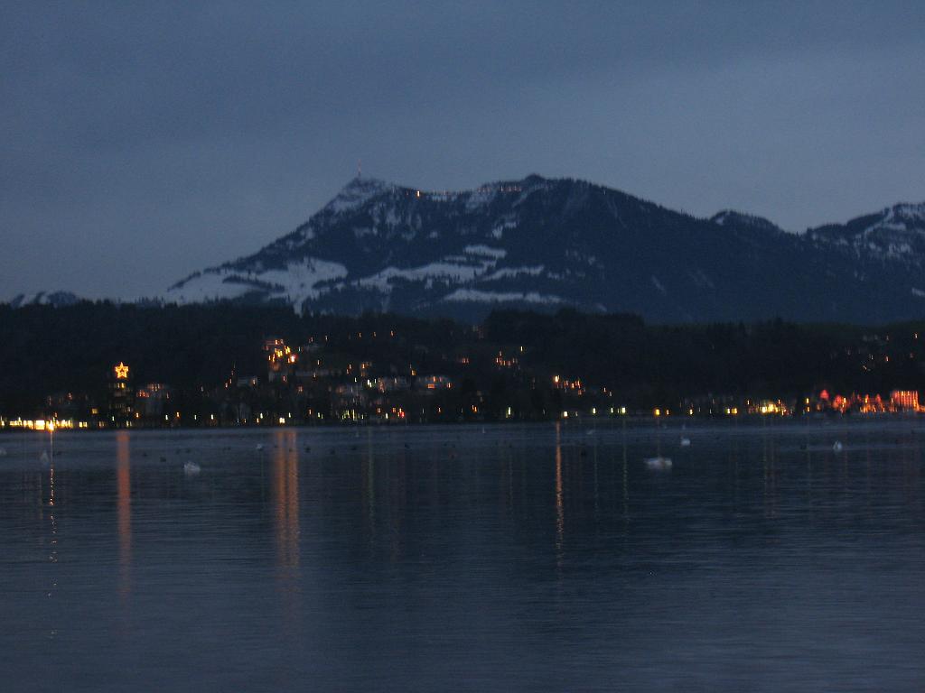 IMG_0067.JPG - Rigi above the "Vierwaldstätter" Lake
