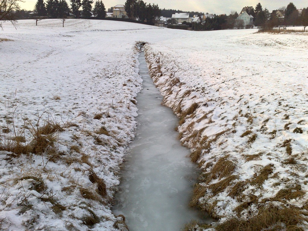 13012009082.jpg - Frozen Creek
