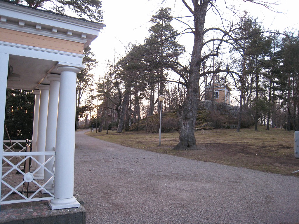 IMG_0770.JPG - Urho Kekkonen Museum in Tamminiemi ( http://www.nba.fi/en/ukk_museum )