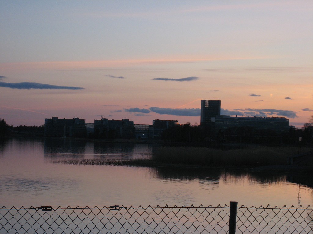 IMG_1070.JPG - Nokia Headquarter in Espoo ( http://en.wikipedia.org/wiki/Nokia_head_office )