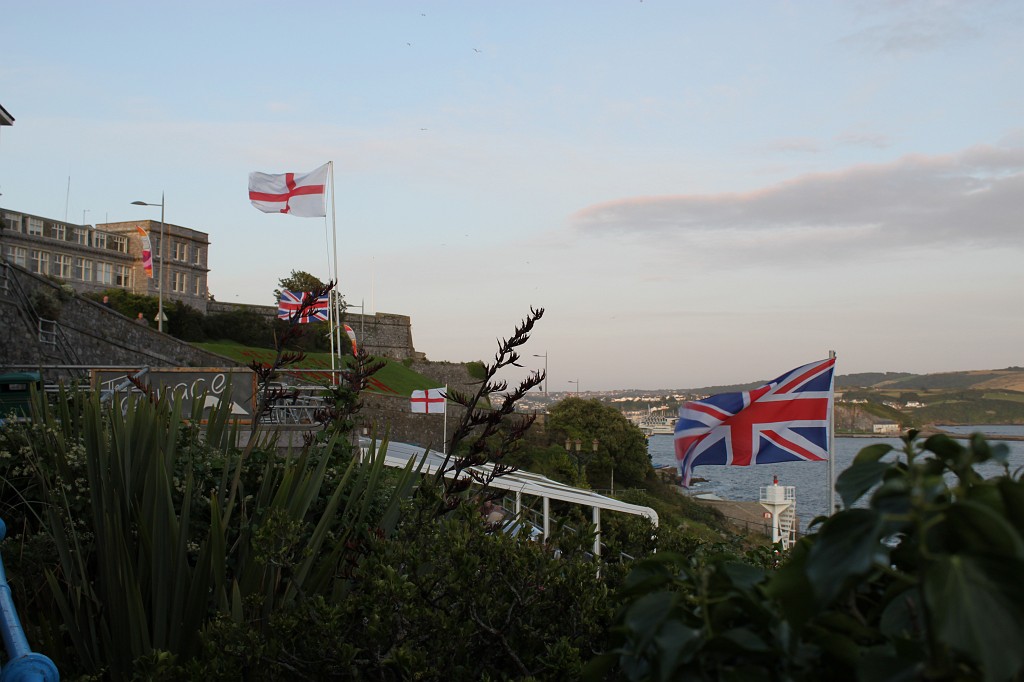 IMG_1436.JPG - Plymouth Hoe  http://en.wikipedia.org/wiki/Plymouth_Hoe 