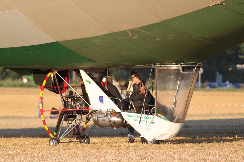 IMG_2720.JPG - 6. Bad Homburger Luftschiffparade 2009  http://www.bad-homburger-luftschiffparade.de/web/home/index.htm 