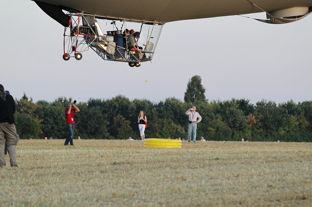 IMG_2740.JPG - 6. Bad Homburger Luftschiffparade 2009  http://www.bad-homburger-luftschiffparade.de/web/home/index.htm 