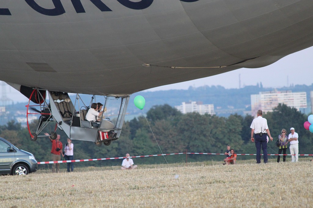 IMG_2755.JPG - 6. Bad Homburger Luftschiffparade 2009  http://www.bad-homburger-luftschiffparade.de/web/home/index.htm 