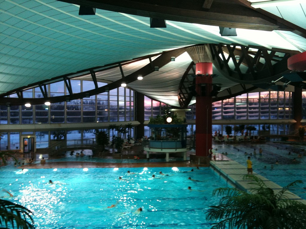 IMG_0017.JPG - Sun set in the winterly Rebstockbad