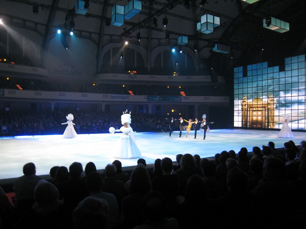 X_IMG_1733.JPG - Holiday on Ice