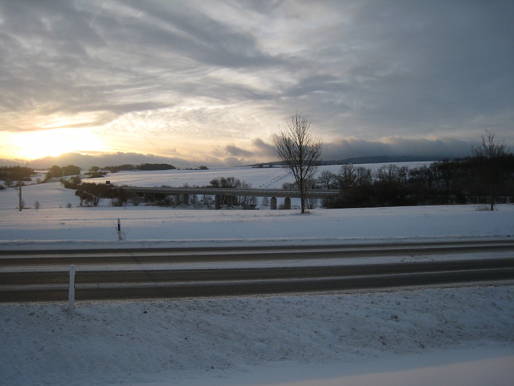 X_IMG_1976.JPG - Snowy morning