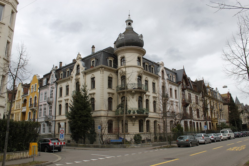IMG_4652.JPG - Art Nouveau House in Basel