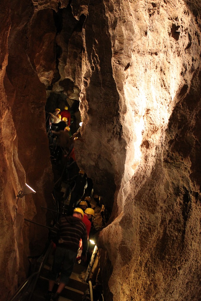 IMG_6077.JPG - Kubacher Kristallh�hle  http://de.wikipedia.org/wiki/Kubacher_Kristallh%C3%B6hle 