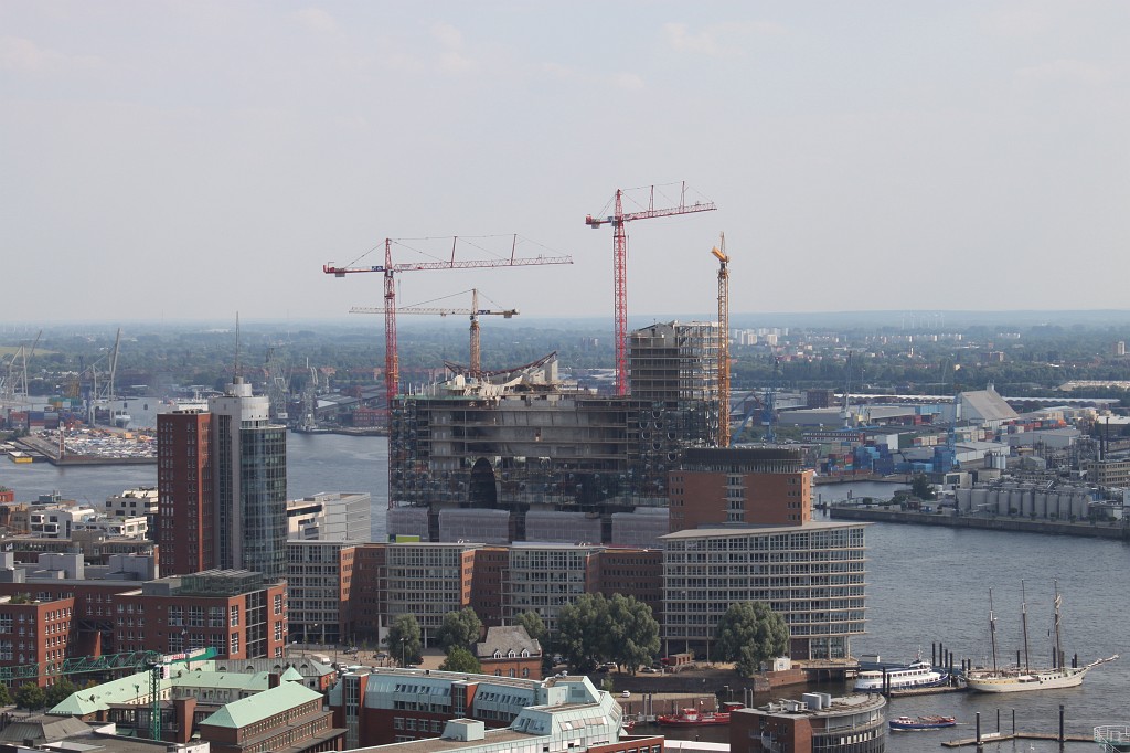 IMG_6434.JPG - Elbphilharmonie Hamburg  http://en.wikipedia.org/wiki/Elbe_Philharmonic_Hall 