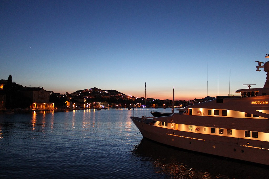 IMG_7038.JPG - Sunset in the port of Gruž