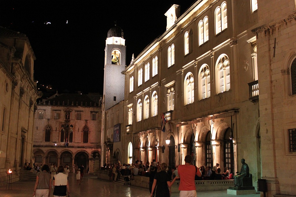 IMG_7234.JPG - City Hall and Bell Tower in Dubrovnik  http://en.wikipedia.org/wiki/Dubrovnik 