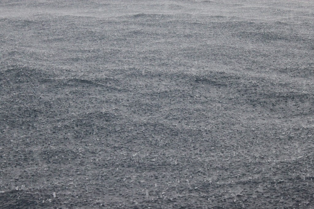 IMG_7247.JPG - Rain on the Mediterranean Sea  http://en.wikipedia.org/wiki/Mediterranean_Sea . Fortunately only one morning during our two weeks in Croatia.