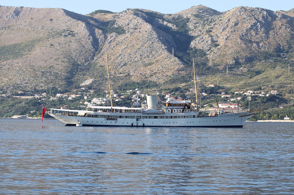 IMG_7372.JPG - Yacht