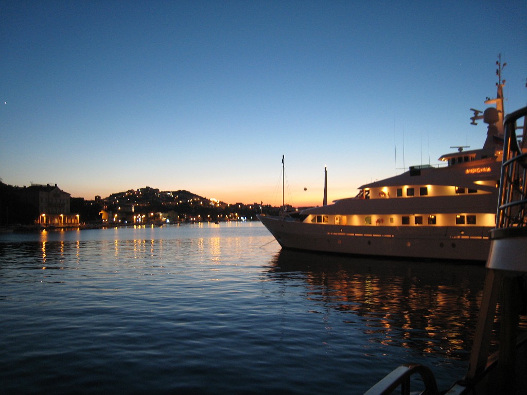 X_IMG_6415.JPG - Evening in Gruž harbour