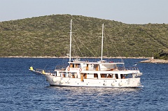MS Otac Nikola