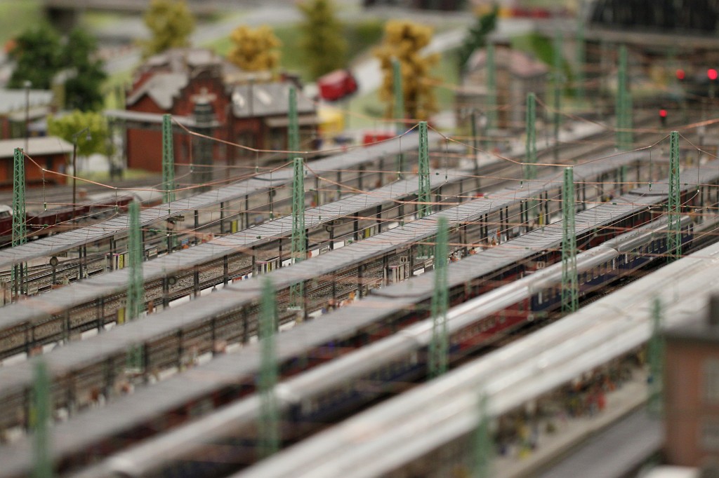 IMG_9445.JPG - Miniature Wonderland (Miniatur Wunderland)  http://en.wikipedia.org/wiki/Miniatur_Wunderland  one of the many train stations.