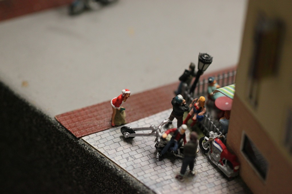 IMG_9468.JPG - Miniature Wonderland (Miniatur Wunderland)  http://en.wikipedia.org/wiki/Miniatur_Wunderland  Santa Claus is coming