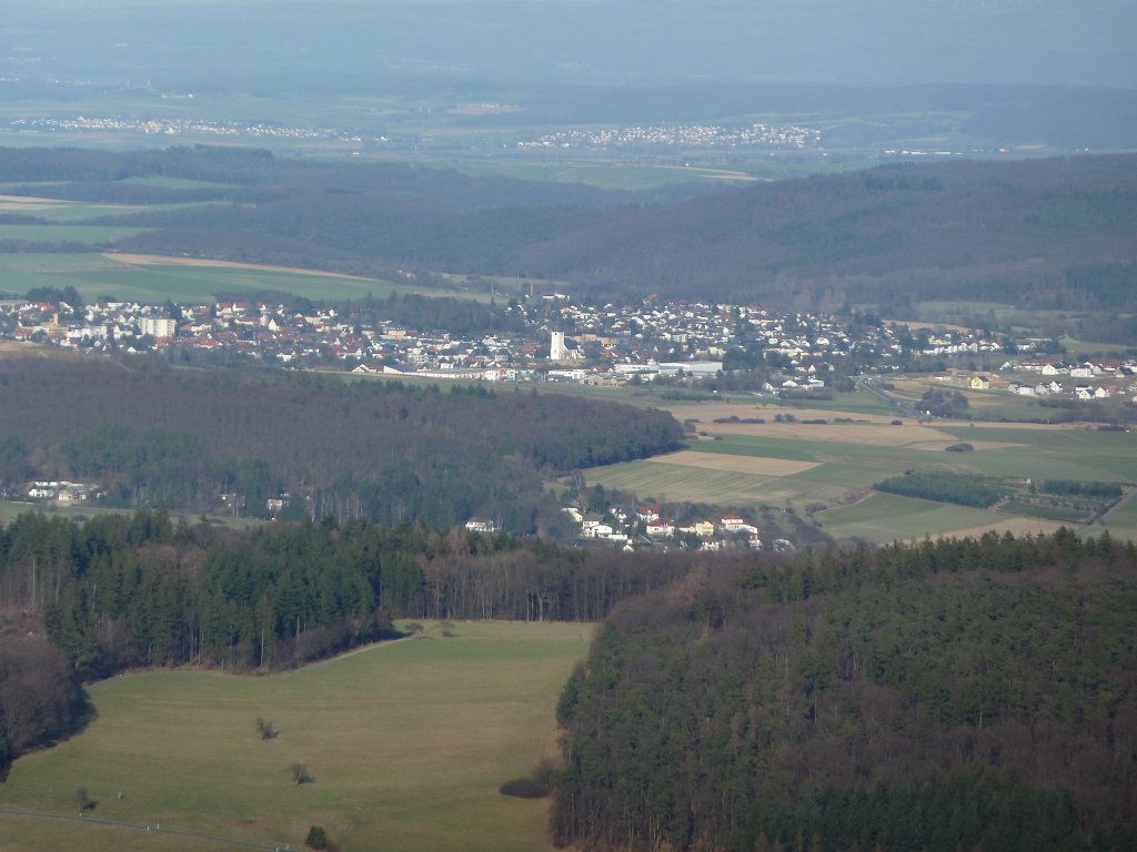 P1020745.JPG - View from look-out on Pferdskopf  http://de.wikipedia.org/wiki/Pferdskopf_(Taunus) 