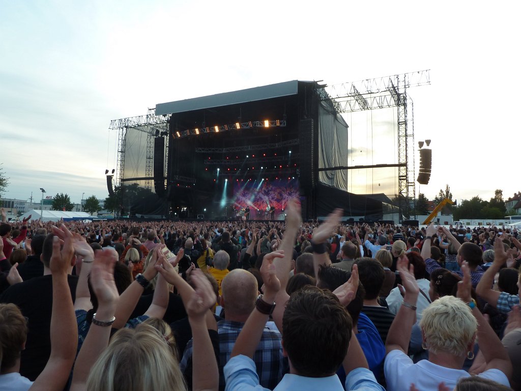 P1030284.JPG - Roxette  http://en.wikipedia.org/wiki/Roxette  in concert during the Hessentag 2011  http://de.wikipedia.org/wiki/Hessentag  in Oberursel  