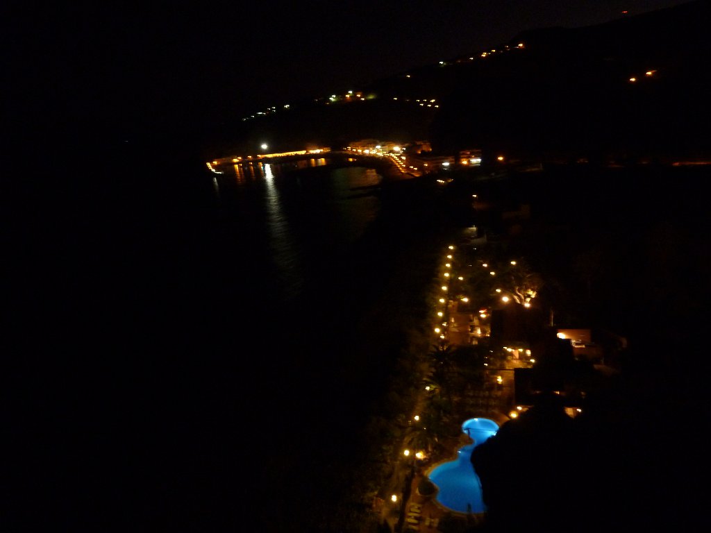 P1040206.JPG - Playa de Santiago at night