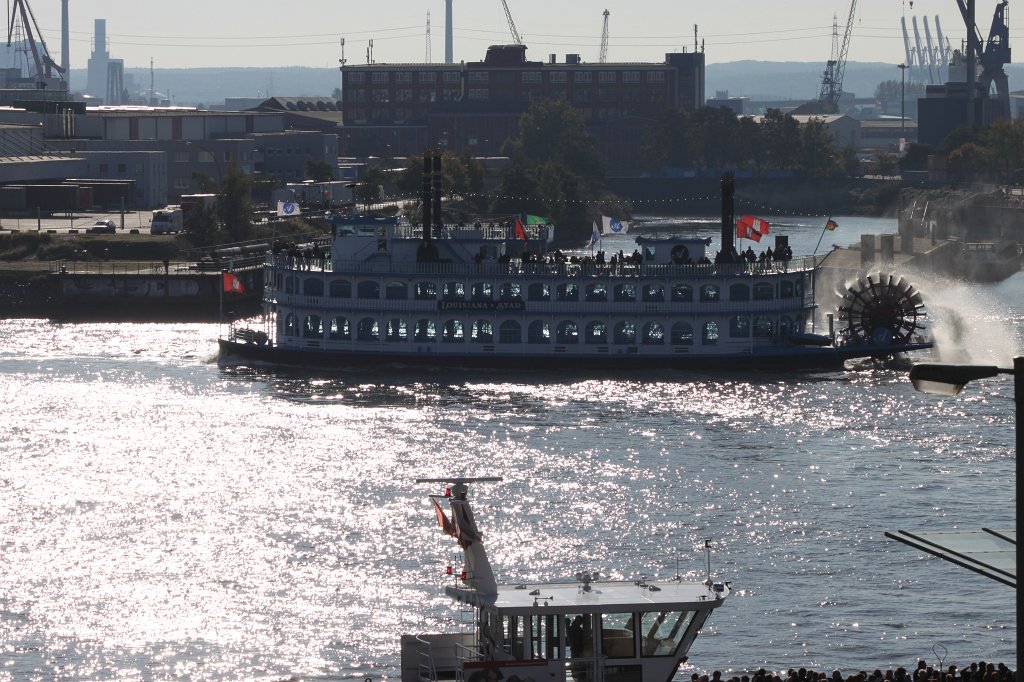 IMG_5635.JPG -  Paddle wheel steamer 