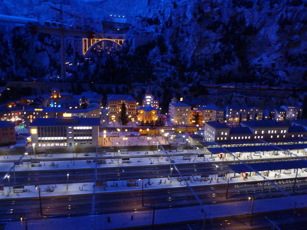 P1050403.JPG - Alps in the  Miniatur Wunderland  ( miniature wonderland ). The world largest miniature railway not only host trains but also running cars, trucks, ship and even "flying" airplanes.