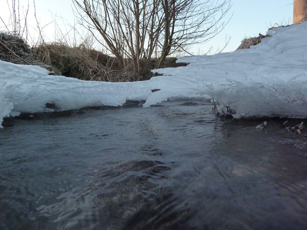 P1060079.JPG - Stream & Ice