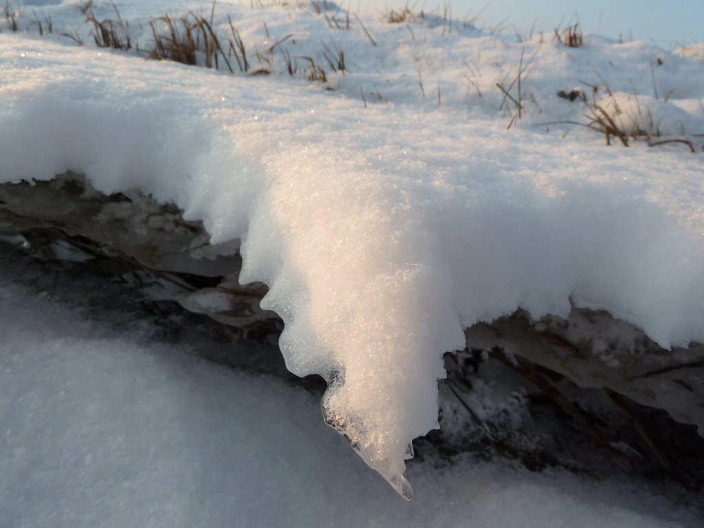 P1060268.JPG - Ice zag