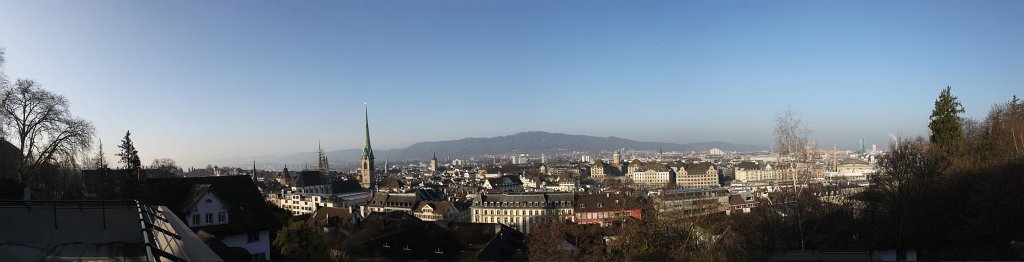 ZürichPanoramaTag.jpg - Zürich  http://en.wikipedia.org/wiki/Zurich  Panorama at daylight from Polyterassen