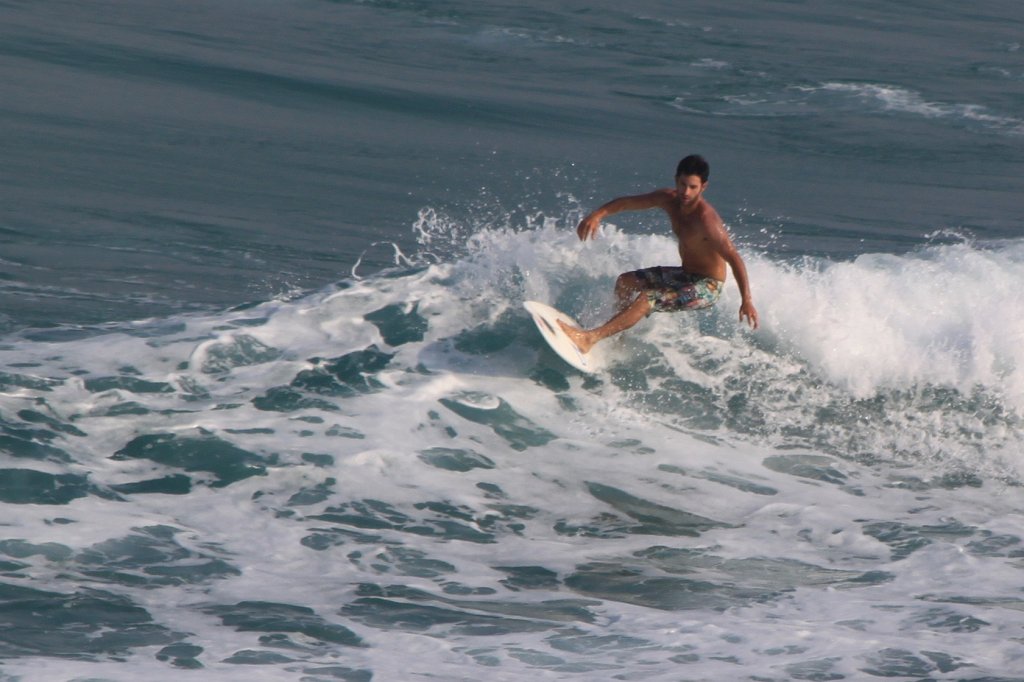 IMG_9040.JPG - Surfer