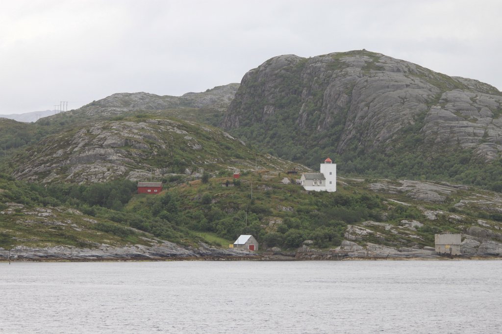 IMG_0251.JPG - Agdenes Fyr (The rock and the light house)
