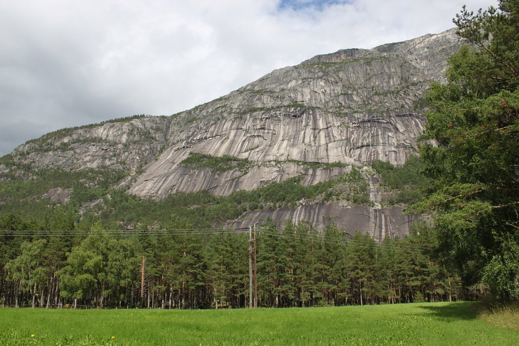 IMG_0555.JPG - Rocky mountains