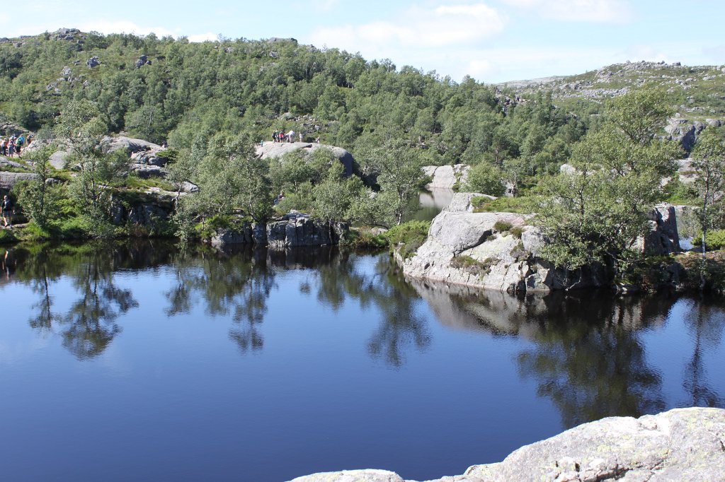 IMG_0683.JPG - Tjødnane lakes