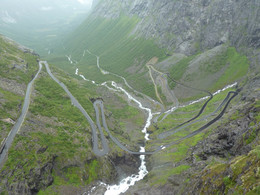 P1080121.JPG - Stigfossen waterfall at Trollstigen  http://en.wikipedia.org/wiki/Trollstigen 