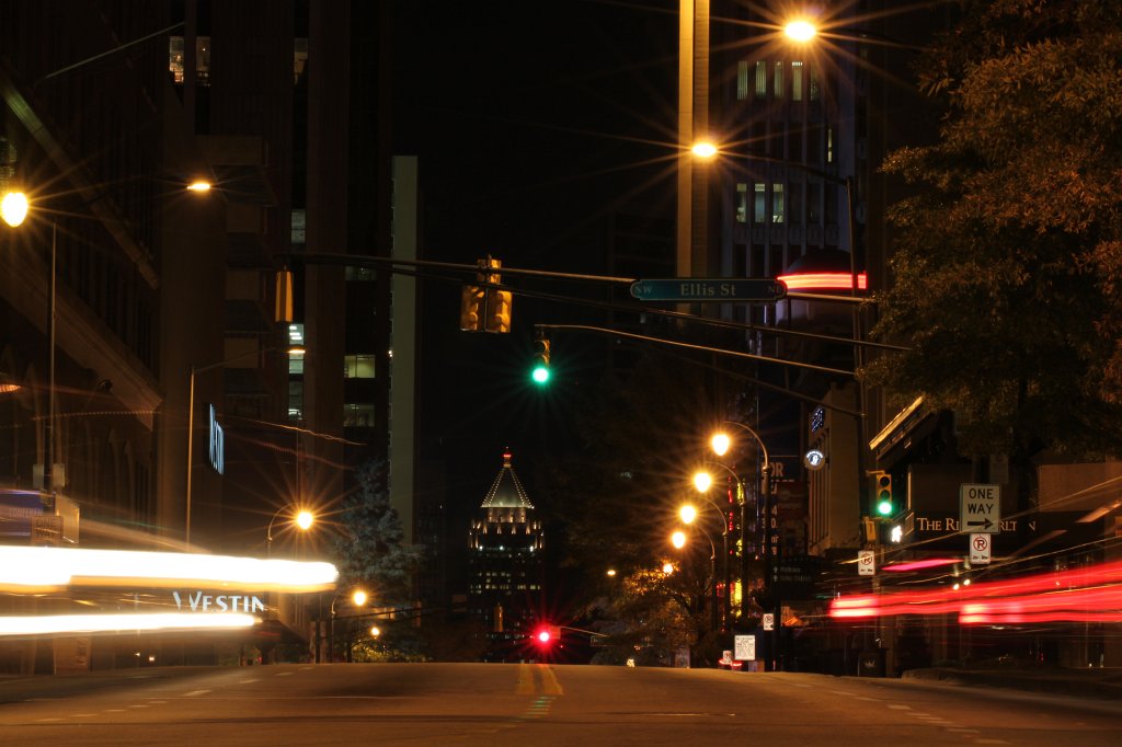 IMG_1910.JPG - Peachtree Street  http://en.wikipedia.org/wiki/Peachtree_Street 