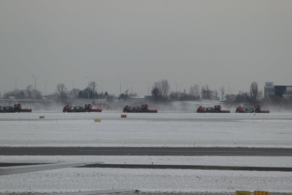 IMG_3181.JPG - Get rid of the snow