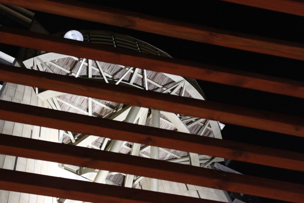 IMG_3717.JPG - Beach access building