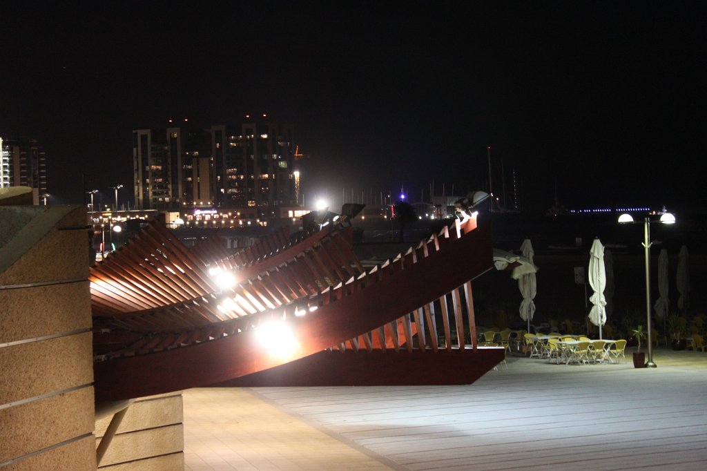 IMG_3718.JPG - Beach access building